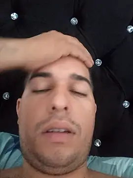 jhonbbxxx online show from May 3, 11:24 am