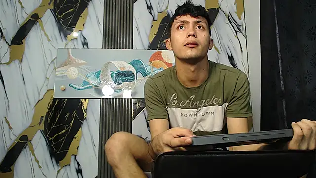 CAT LOVE1 online show from May 20, 3:07 pm