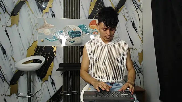 CAT LOVE1 online show from May 10, 1:40 am