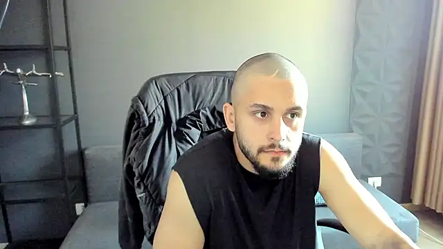 TroyWadee online show from June 8, 4:24 am