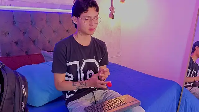 tian sex online show from May 22, 4:06 am
