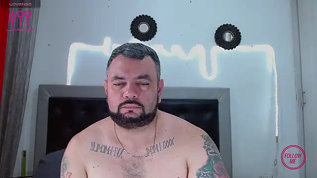 Snapshot of perverseveteranmanxxx chatting on September 13, 3:13 pm perverseveteranmanxxx online show from September 13, 3:13 pm