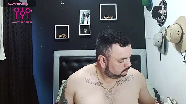 Snapshot of perverseveteranmanxxx chatting on December 9, 8:08 pm perverseveteranmanxxx online show from December 9, 8:08 pm