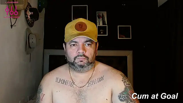 Snapshot of perverseveteranmanxxx chatting on January 11, 5:41 am perverseveteranmanxxx online show from January 11, 5:41 am