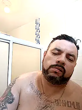 Snapshot of perverseveteranmanxxx chatting on December 19, 7:40 pm perverseveteranmanxxx online show from December 19, 7:40 pm