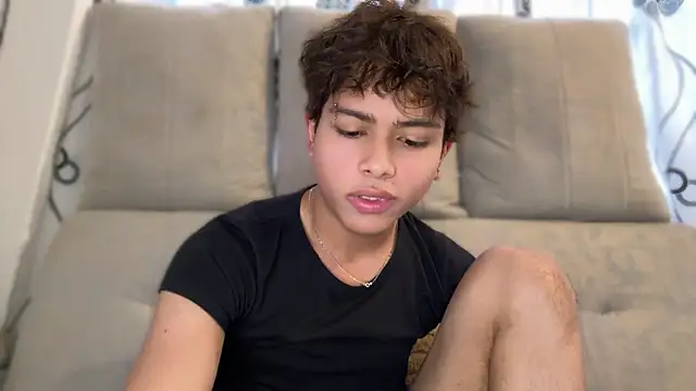DanteSaint online show from June 13, 3:32 pm