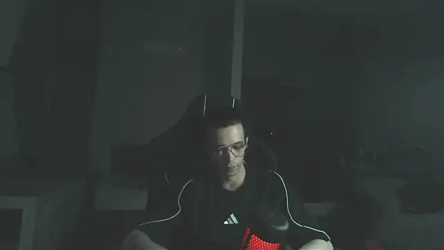 DannyFantommm1 online show from May 12, 8:28 pm