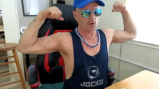 Snapshot of hotdadbod chatting on February 19, 9:47 pm hotdadbod online show from February 19, 9:47 pm
