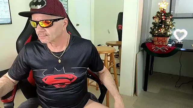 Snapshot of hotdadbod chatting on December 13, 9:20 pm hotdadbod online show from December 13, 9:20 pm