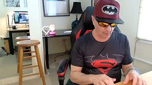 Snapshot of hotdadbod chatting on February 20, 9:20 pm hotdadbod online show from February 20, 9:20 pm