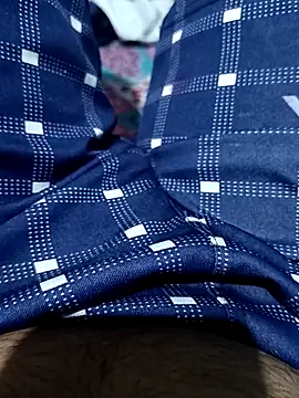 Hunterboyuzi online show from May 12, 6:33 am