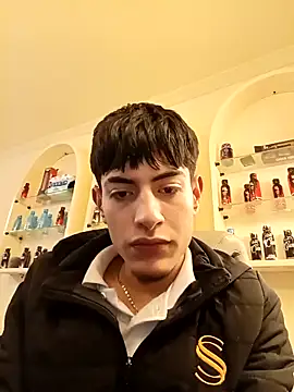 andylol330 online show from June 6, 8:42 am