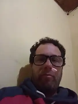 leo7780 online show from May 13, 4:59 pm