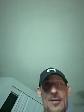 Snapshot of ScuttledStowaway chatting on May 30, 8:14 am ScuttledStowaway online show from May 30, 8:14 am