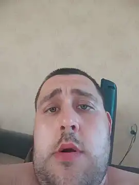 Mateusz2817cm online show from June 6, 4:40 am