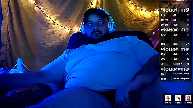 Johnnydepth3369 online show from May 25, 11:55 pm