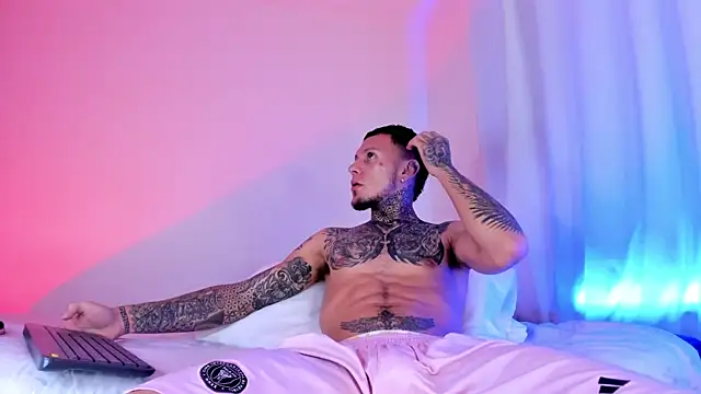  Kevin xxx online show from March 19, 8:11 pm