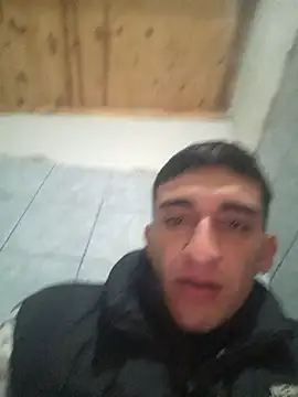 enzobb69 online show from June 8, 4:24 am