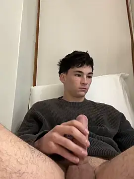 xxuserxx    online show from June 30, 3:29 am