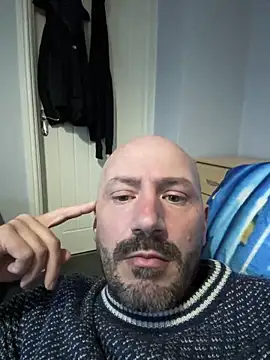 moonpig1 online show from June 7, 12:56 pm