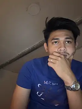 ChocoYummyHotdog online show from June 9, 7:54 am