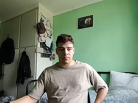 HardbackToiler online show from June 18, 11:26 am