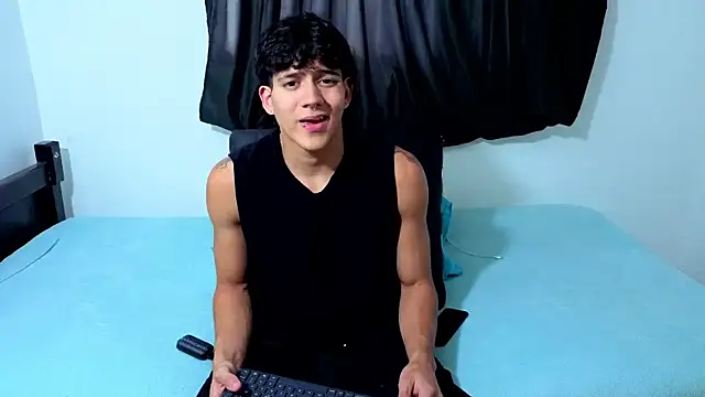 Noah  Dick online show from June 24, 6:38 am