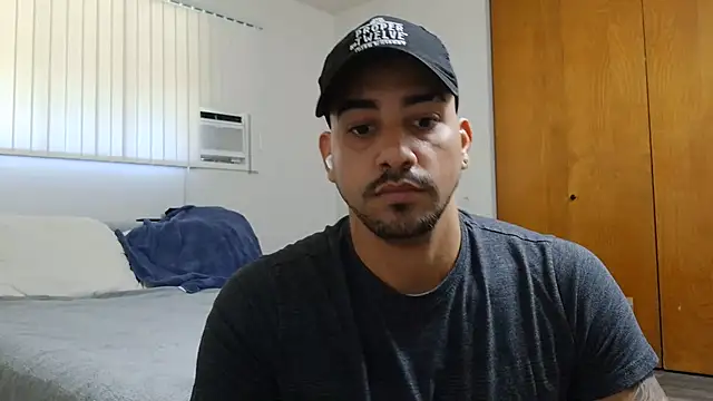 VerdugoCubanito online show from July 30, 10:31 pm