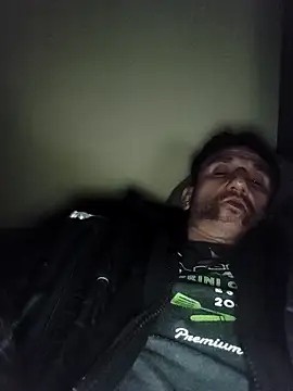 kudrika222 online show from November 15, 1:18 am