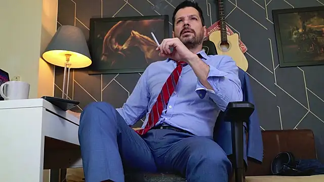 ChrisKox online show from December 22, 7:44 pm