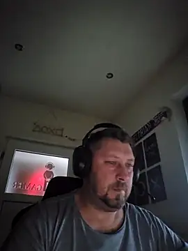 ktmtom247 online show from February 7, 7:37 am