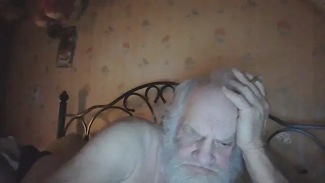 russtee online show from June 4, 4:18 am