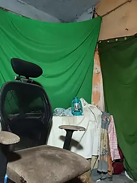 desiboy1101 online show from April 21, 3:34 am