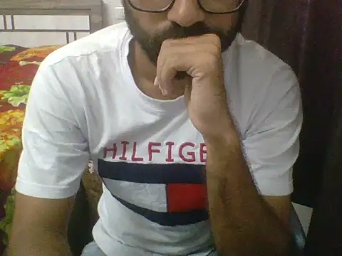 dhruv7878 online show from April 12, 9:55 am