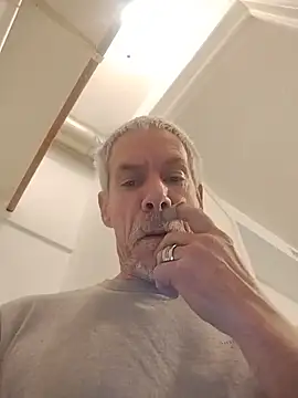 Biknight online show from February 9, 5:39 pm