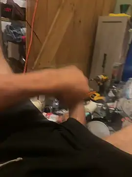 mikeylong online show from April 21, 2:48 am