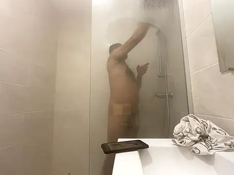 Snapshot of Enderson007 chatting on September 28, 10:41 pm Enderson007 online show from September 28, 10:41 pm