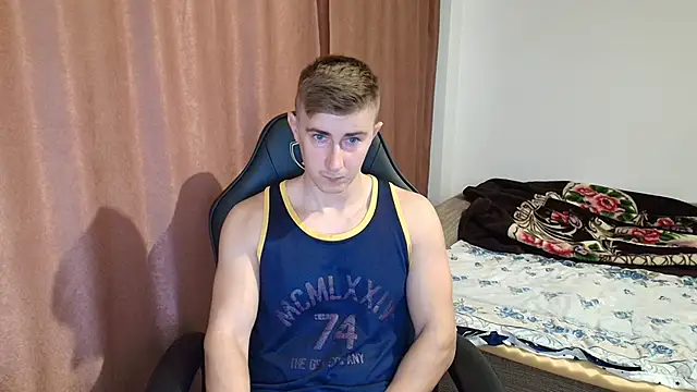 Todhorny9873 online show from December 18, 8:42 am