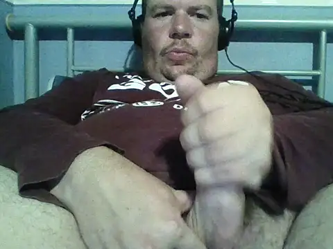 Snapshot of thickdick12331 chatting on October 11, 9:08 pm thickdick12331 online show from October 11, 9:08 pm