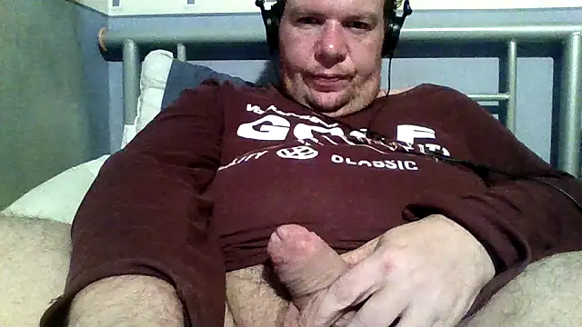 thickdick12331 online show from December 2, 10:02 pm