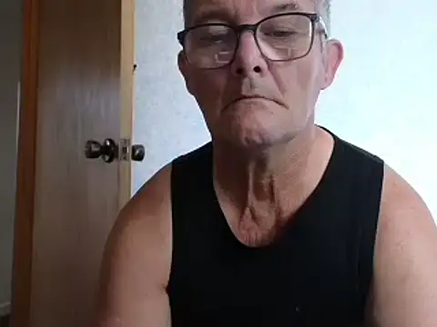 Snapshot of bigballnz chatting on January 29, 7:11 pm bigballnz online show from January 29, 7:11 pm
