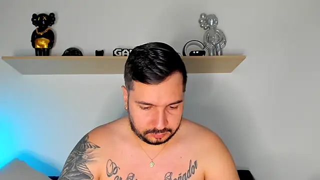 camilo restrepo21 online show from December 20, 12:19 am