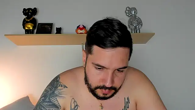 camilo restrepo21 online show from January 9, 1:18 am