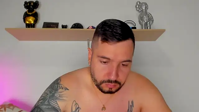 camilo restrepo21 online show from September 24, 11:03 pm