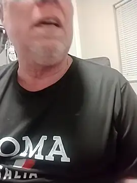 Reddog833 online show from March 17, 9:56 am