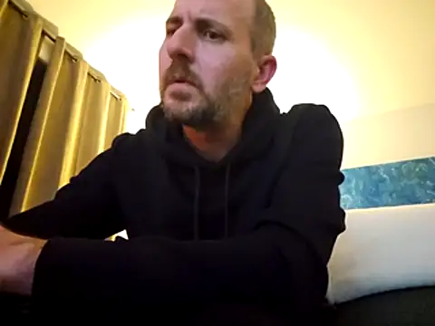 verylargecock online show from November 12, 1:55 am