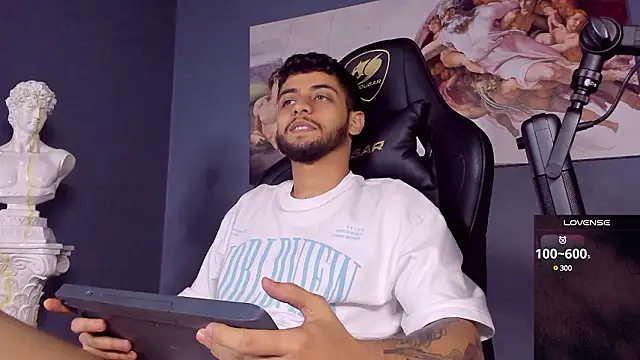 alessandro duty online show from December 4, 11:57 pm