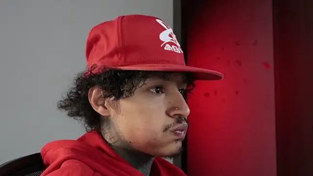 trieone online show from April 21, 1:42 am