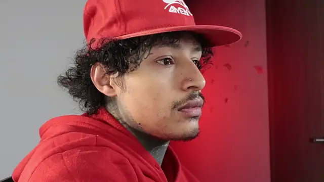 trieone online show from April 21, 12:35 am