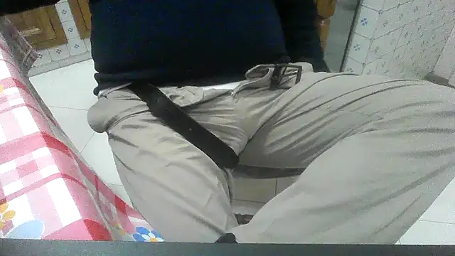 polloiw online show from November 17, 10:24 pm